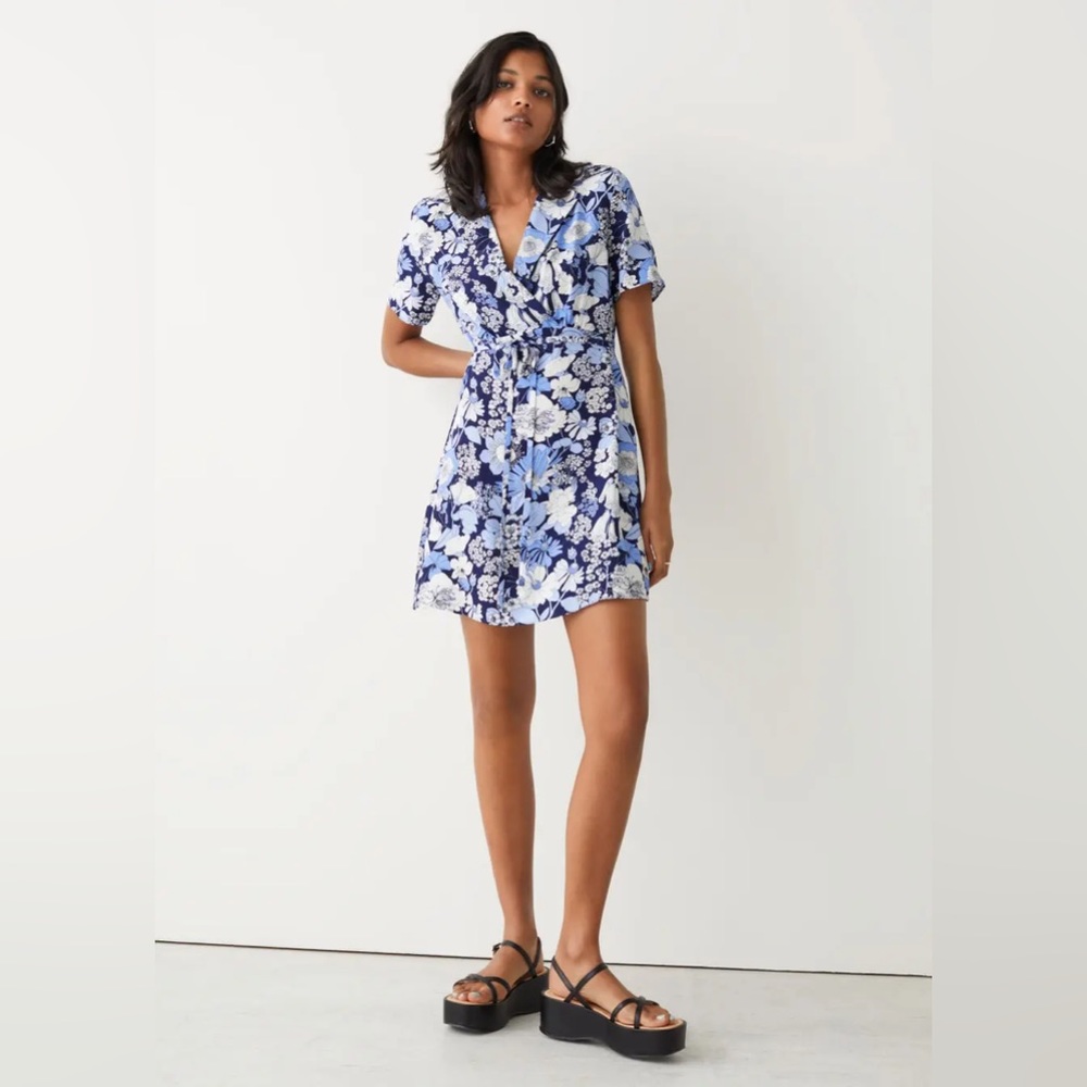 & Other Stories Floral Printed Tie Waist Collared Mini Dress Size 6